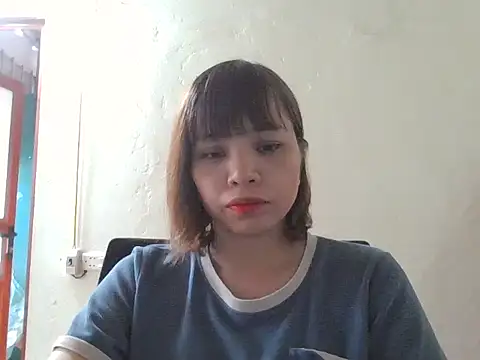 Snapshot of Angela-Eira chatting on October 17, 9:12 am Angela-Eira online show from October 17, 9:12 am