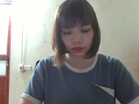 Snapshot of Angela-Eira chatting on October 16, 9:01 pm Angela-Eira online show from October 16, 9:01 pm