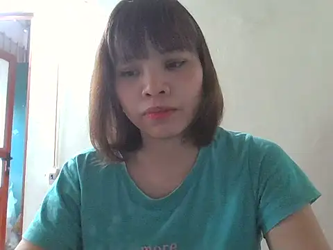 Angela-Eira online show from October 27, 9:10 am