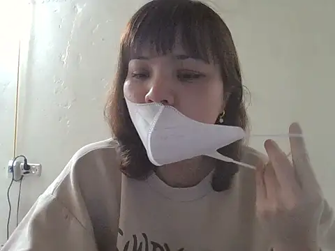 Snapshot of Angela-Eira chatting on February 26, 9:42 am Angela-Eira online show from February 26, 9:42 am