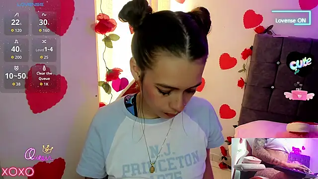 sweetlittlelisa online show from February 24, 8:42 pm