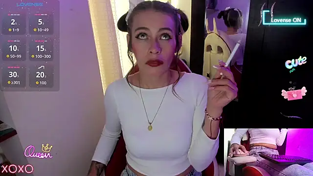 sweetlittlelisa online show from February 10, 7:46 pm