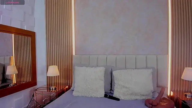 BILIE ROUSE1 online show from December 20, 3:09 am