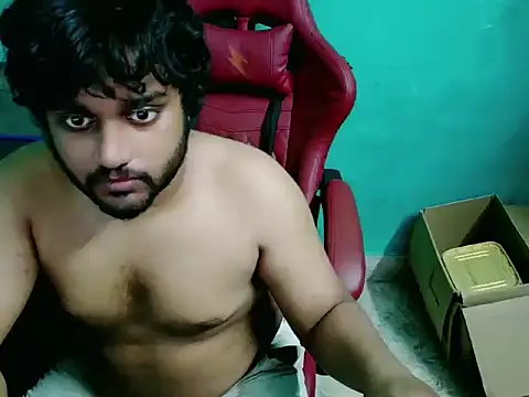 Snapshot of telugu_boy_ chatting on February 8, 5:38 am telugu boy online show from February 8, 5:38 am