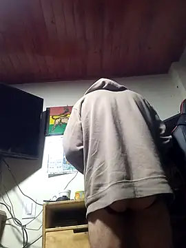 weedmanhot28 online show from January 12, 10:11 am