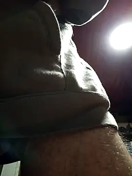 weedmanhot28 online show from October 29, 11:25 pm