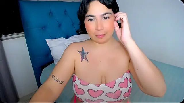 Snapshot of _Honey_369 chatting on September 13, 3:06 am Honey 369 online show from September 13, 3:06 am