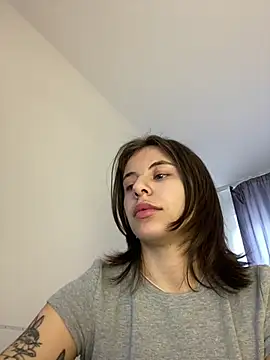 MazzyDoll online show from March 5, 8:00 am