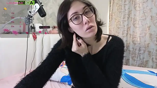 KawaiiNullify online show from December 23, 6:02 am