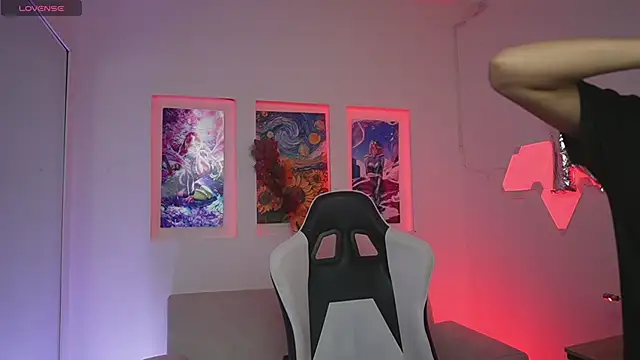 Snapshot of KayraOwen chatting on October 27, 12:06 pm KayraOwen online show from October 27, 12:06 pm