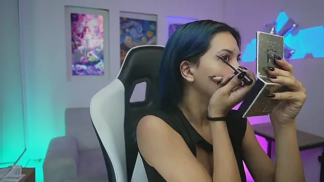 Snapshot of KayraOwen chatting on November 24, 12:05 pm KayraOwen online show from November 24, 12:05 pm