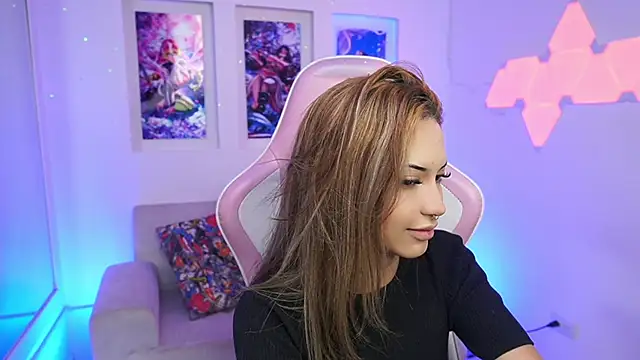 KayraOwen online show from March 19, 11:39 am