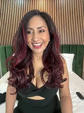 MonicaMoret online show from March 19, 12:49 pm