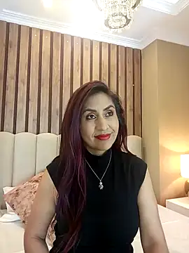 MonicaMoret online show from March 3, 12:06 pm