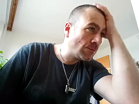 amok0 online show from March 12, 12:26 pm