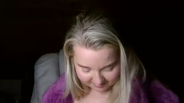 Jessica69G online show from April 13, 8:35 pm