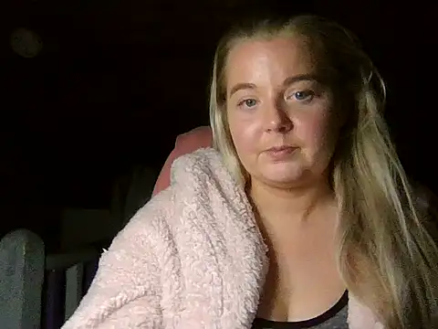 Jessica69G online show from October 7, 9:16 pm