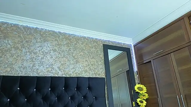 stella xue online show from November 7, 10:03 pm