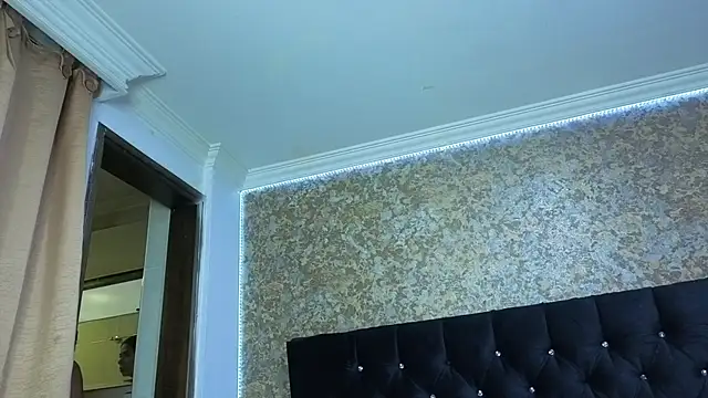 stella xue online show from November 8, 8:34 pm