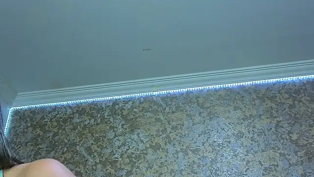 stella xue online show from December 5, 8:50 pm