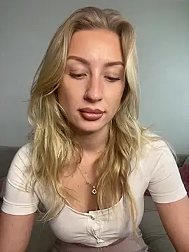 belle98 online show from December 18, 1:15 pm