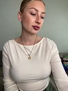 belle98 online show from April 26, 12:46 pm