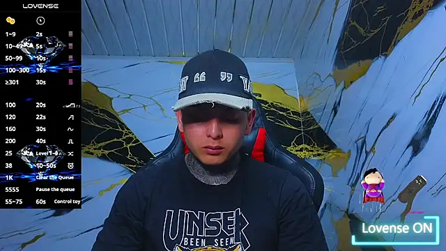 Kevin22 222 online show from December 20, 12:02 am