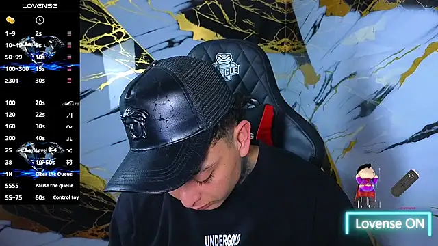 Kevin22 222 online show from March 18, 4:59 am