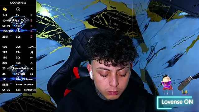 Kevin22 222 online show from April 7, 5:20 am