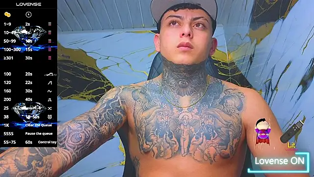 Kevin22 222 online show from December 4, 4:55 am