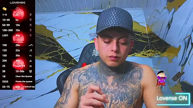 Kevin22 222 online show from October 28, 4:57 am