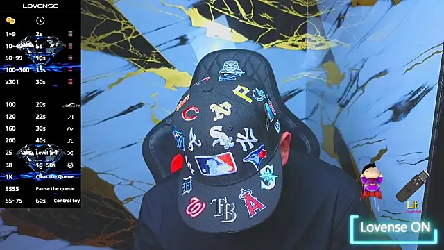 Kevin22 222 online show from November 17, 5:33 am