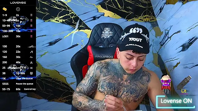 Kevin22 222 online show from March 2, 4:13 am