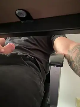 wlads3009 online show from March 19, 9:09 am