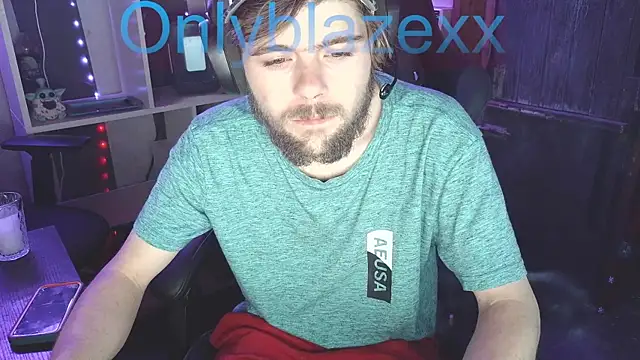 OnlyBlazexx online show from January 14, 2:37 am