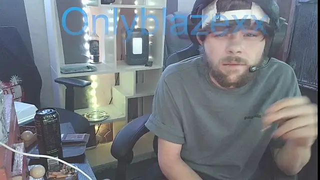 OnlyBlazexx online show from January 9, 3:24 am