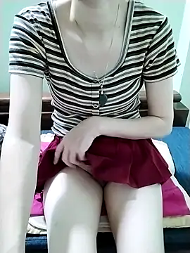 Snapshot of Luxcute286 chatting on June 20, 1:05 pm Luxcute286 online show from June 20, 1:05 pm