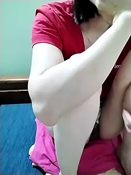 Luxcute286 online show from April 4, 11:22 pm