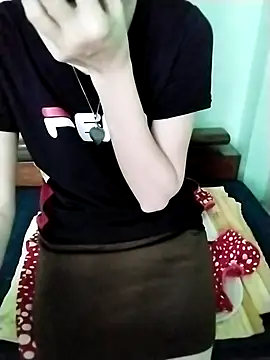 Snapshot of Luxcute286 chatting on July 16, 3:25 am Luxcute286 online show from July 16, 3:25 am