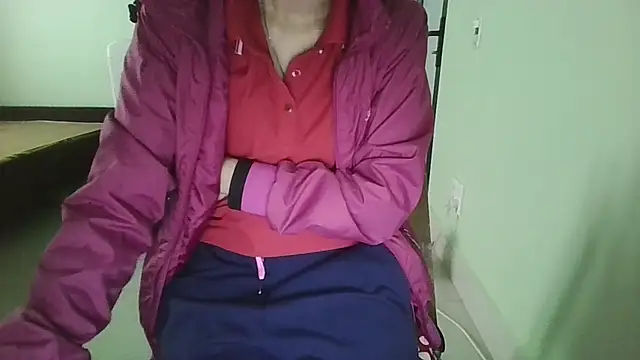 Luxcute286 online show from October 24, 12:42 am