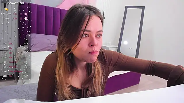 Kelly Cuutie online show from February 23, 4:39 am