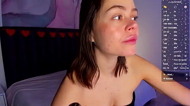 Kelly Cuutie online show from February 14, 2:01 am