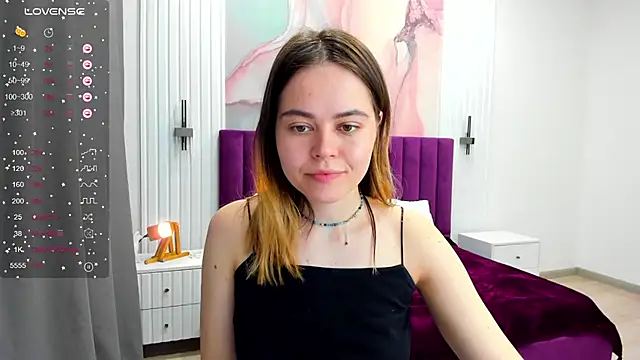 Kelly Cuutie online show from March 22, 5:17 am