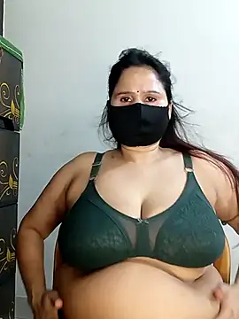 Snapshot of Tishani chatting on September 12, 4:51 pm Tishani online show from September 12, 4:51 pm