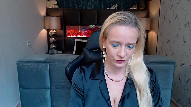 Snapshot of Wendysexyx chatting on September 27, 9:26 am Wendysexyx online show from September 27, 9:26 am