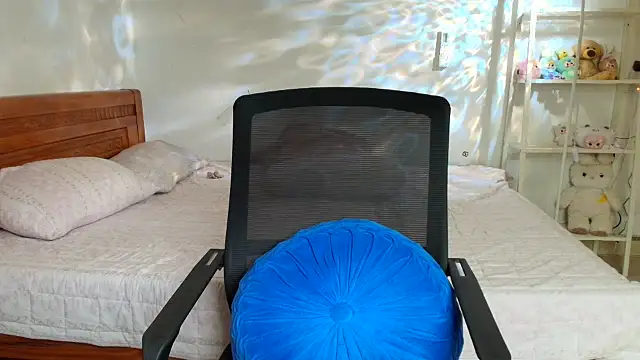 Baby Claraa online show from April 11, 3:36 am