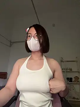 Baby Claraa online show from May 3, 5:45 am