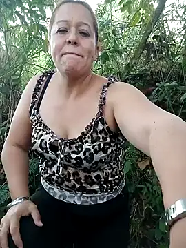 Snapshot of Fulopp15 chatting on February 2, 12:24 pm Fulopp15 online show from February 2, 12:24 pm