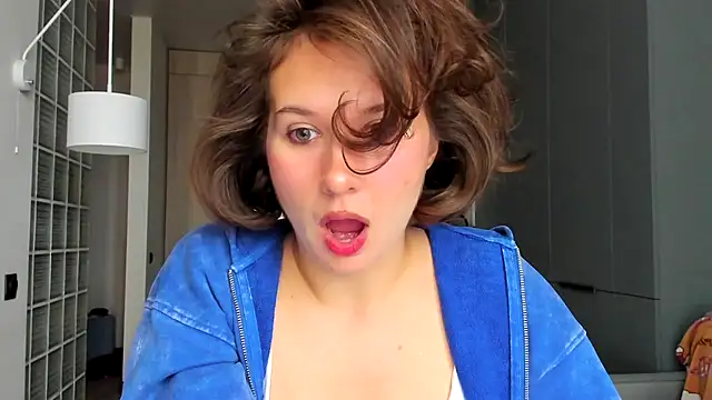 Lilith lutherlow online show from September 30, 1:17 pm