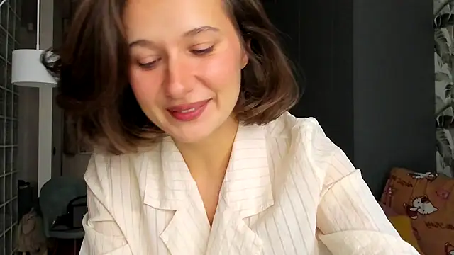 Lilith lutherlow online show from November 17, 12:53 pm